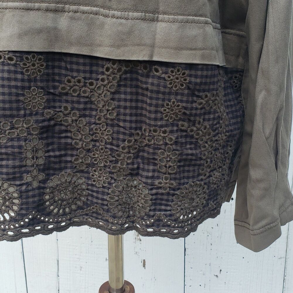 XCVI Women Army Green Long Sleeve Collared Button Up Eyelet Jacket Sz L - Picture 7 of 11